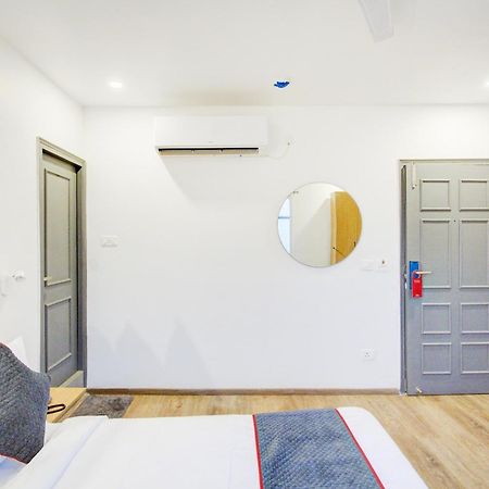 Townhouse Townhouse Atal Chowk Indirapuram Ghaziabad Buitenkant foto