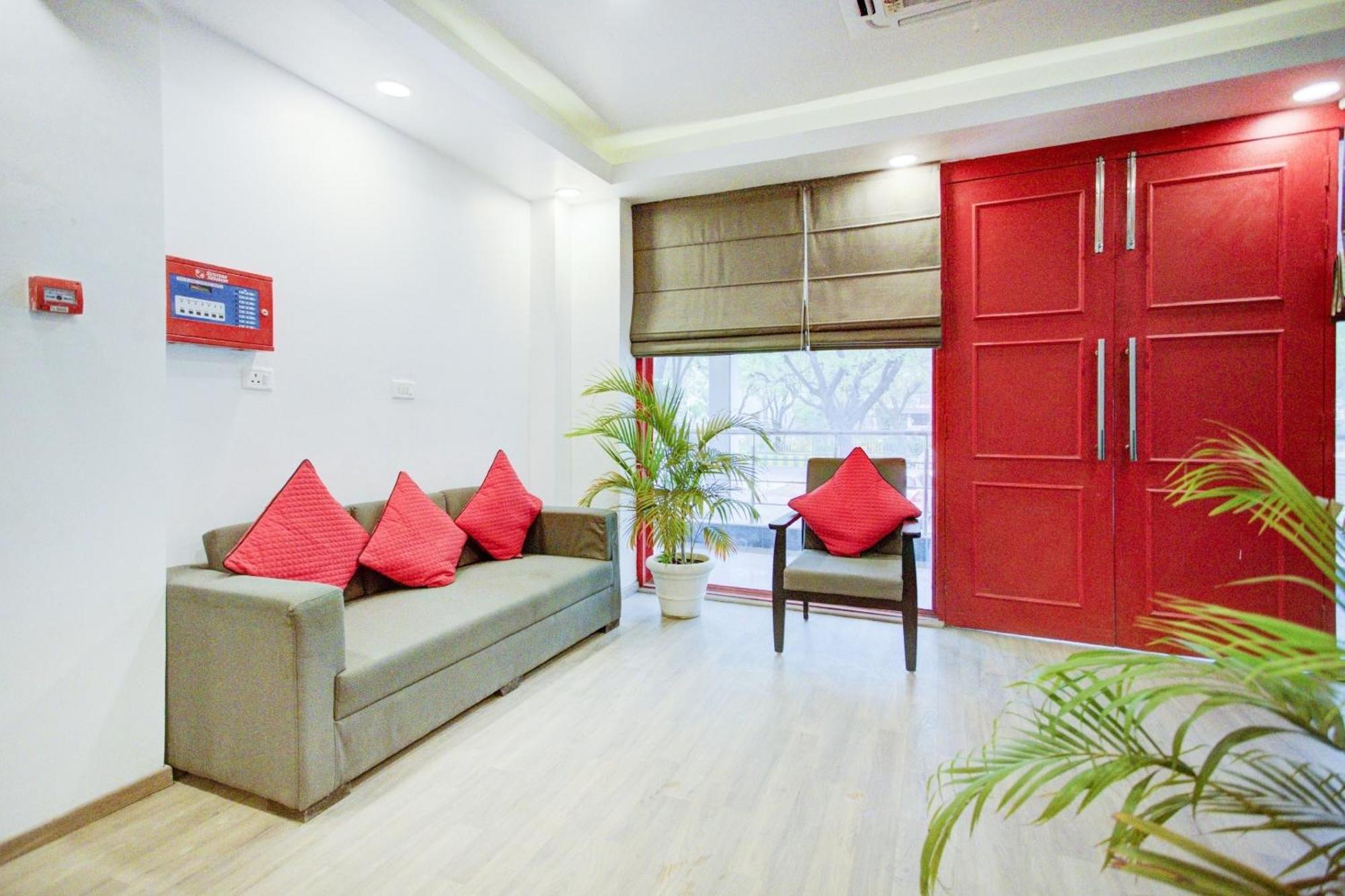 Townhouse Townhouse Atal Chowk Indirapuram Ghaziabad Buitenkant foto